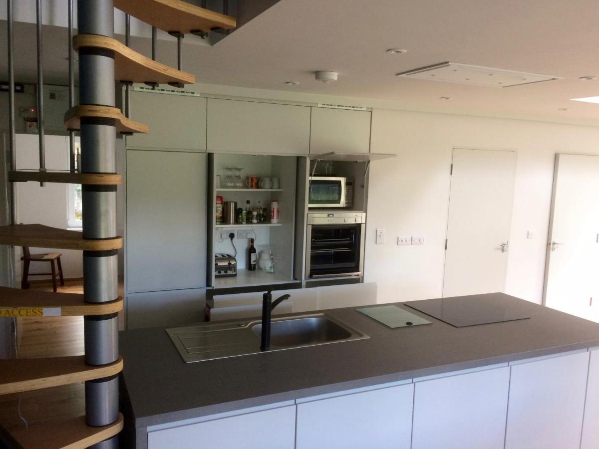 גלוואיי Spacious Contemporary Chalet Type Apartment. מראה חיצוני תמונה