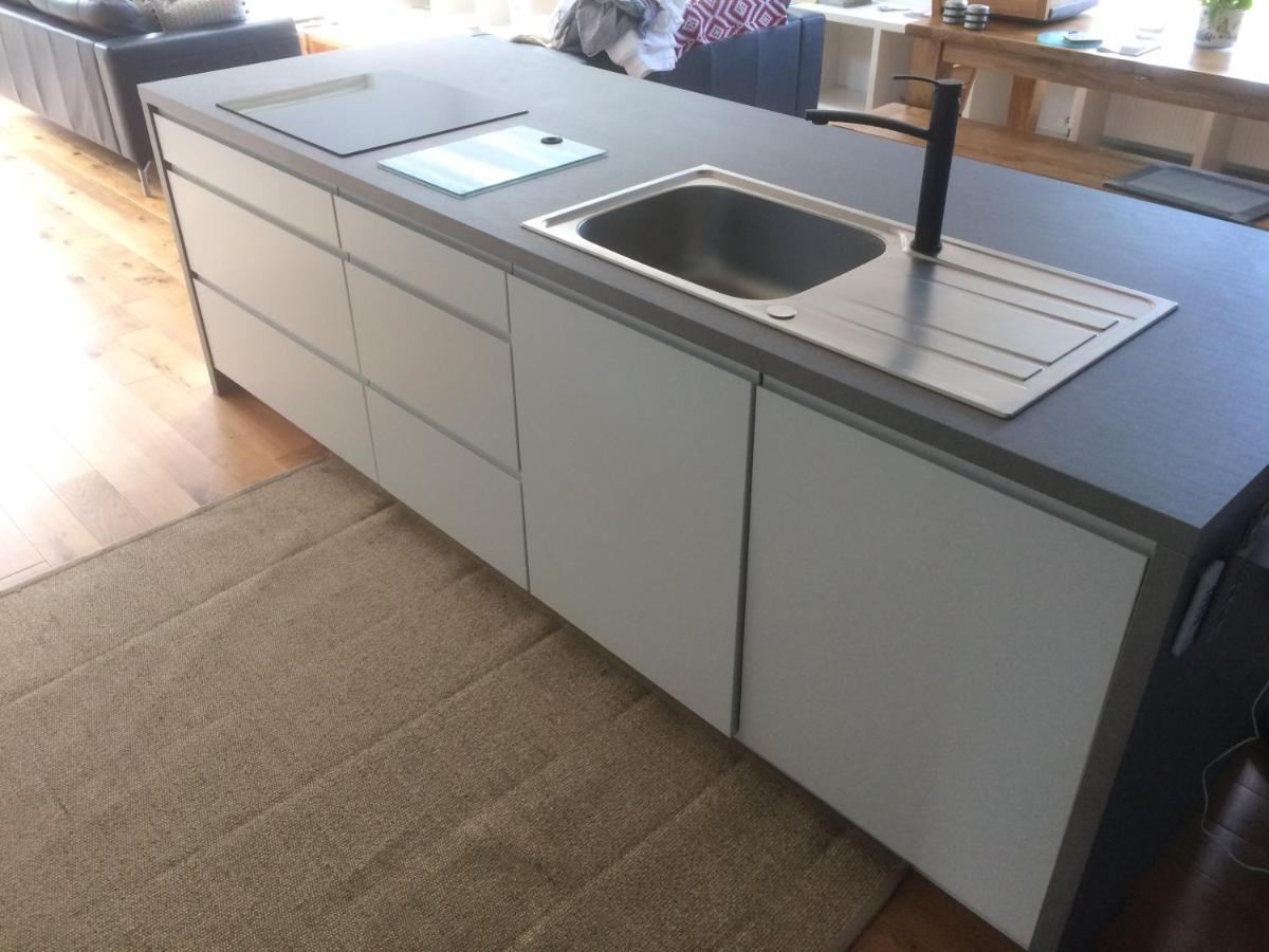 גלוואיי Spacious Contemporary Chalet Type Apartment. מראה חיצוני תמונה