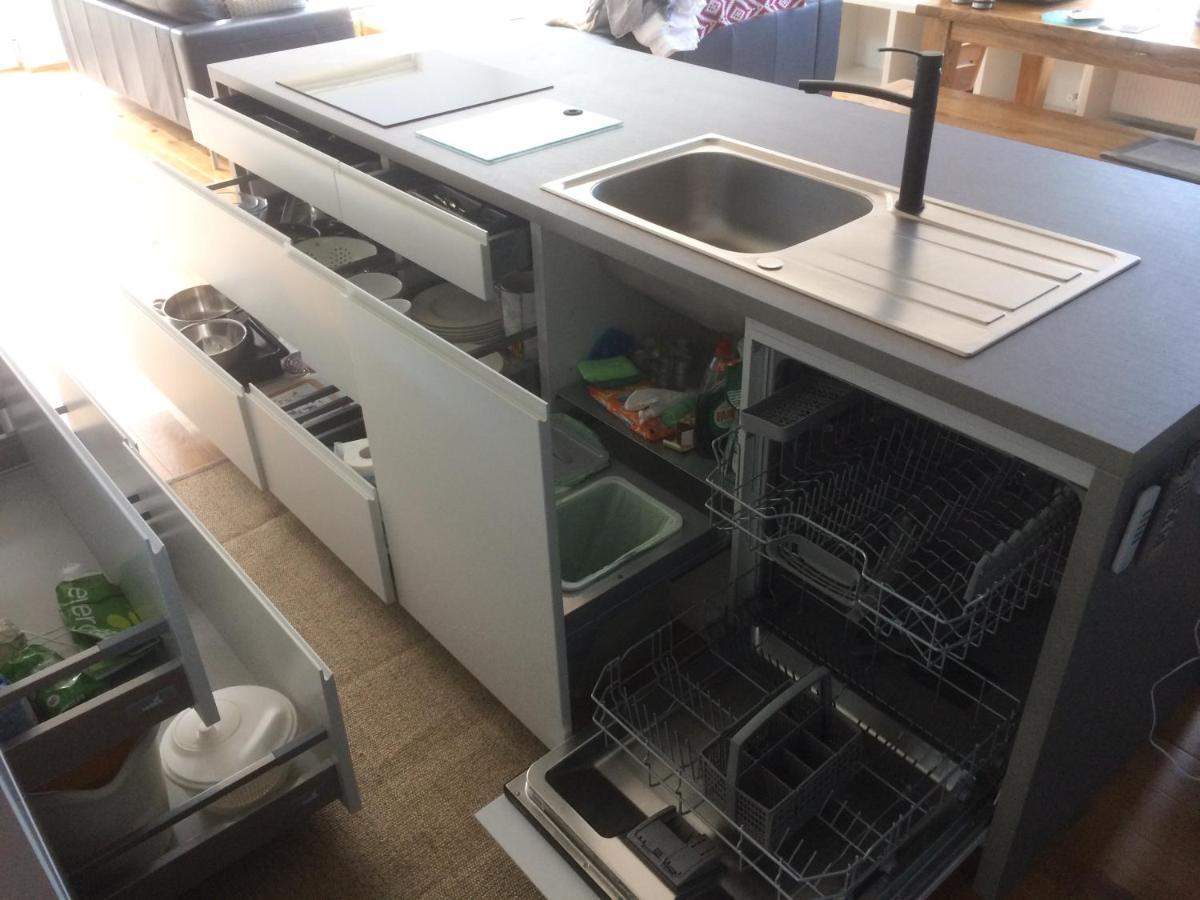 גלוואיי Spacious Contemporary Chalet Type Apartment. מראה חיצוני תמונה
